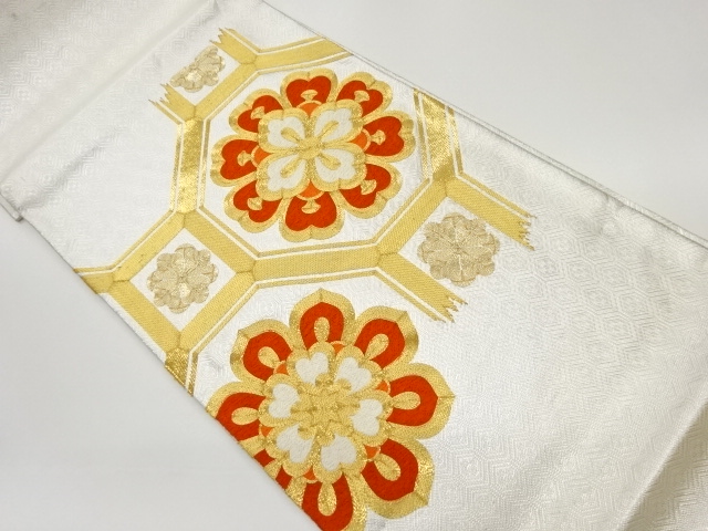 金駒刺繍蜀江文模様袋帯